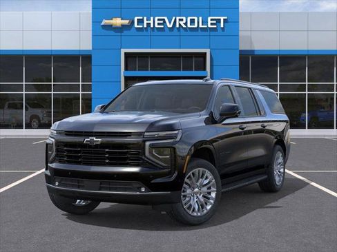 New 2026 Chevrolet Suburban RST image 6
