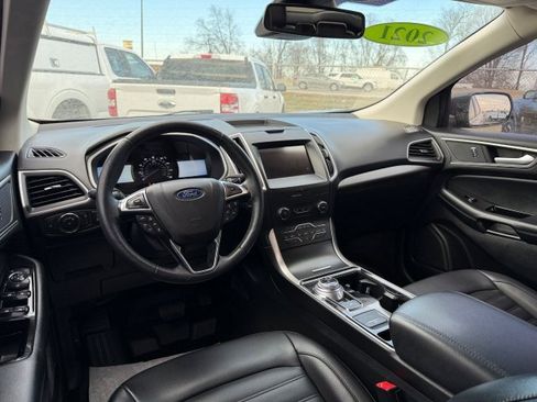 Used 2020 Ford Edge SEL w/ Convenience Package image 19