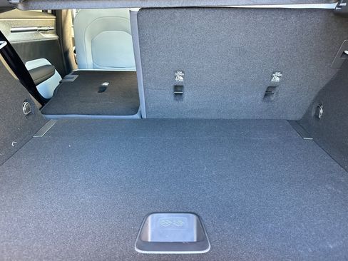 New 2025 Volvo EX30 Ultra w/ Protection Package Premier image 15