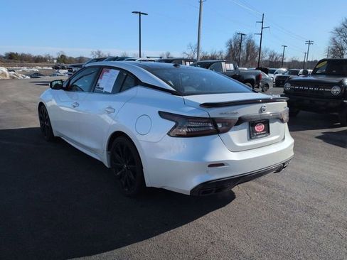 Used 2022 Nissan Maxima SR w/ Sport Mat Group image 6