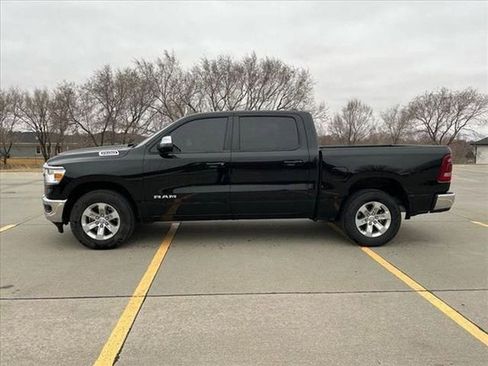 Used 2024 RAM 1500 Laramie AWD/4WD image 2