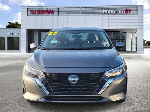Used 2025 Nissan Sentra S image 2