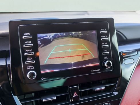 Used 2021 Toyota Camry SE FWD image 20