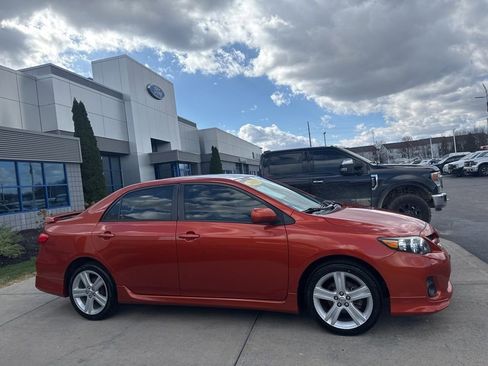 Used 2013 Toyota Corolla S Special Edition image 14