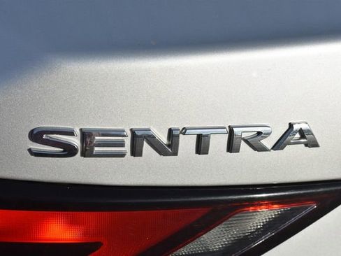 Used 2023 Nissan Sentra SV image 12
