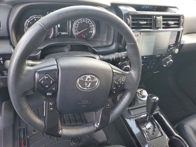 Used 2020 Toyota 4Runner 4WD image 17