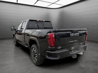 New 2025 GMC Sierra 3500 Denali Ultimate AWD/4WD video 3