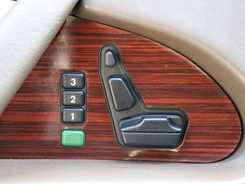 Used 1995 Mercedes-Benz S 320 S Class image 31