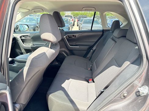 Certified 2025 Toyota RAV4 LE FWD image 23