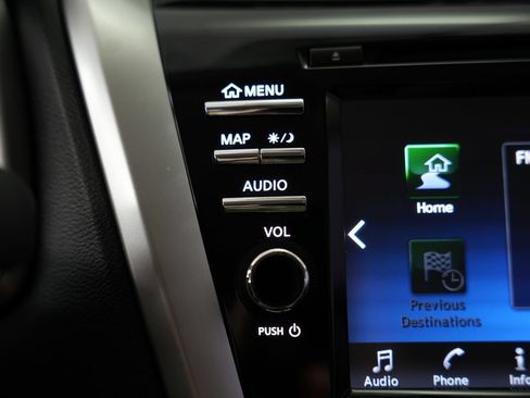 Used 2015 Nissan Murano SL w/ Cargo Package AWD/4WD image 24