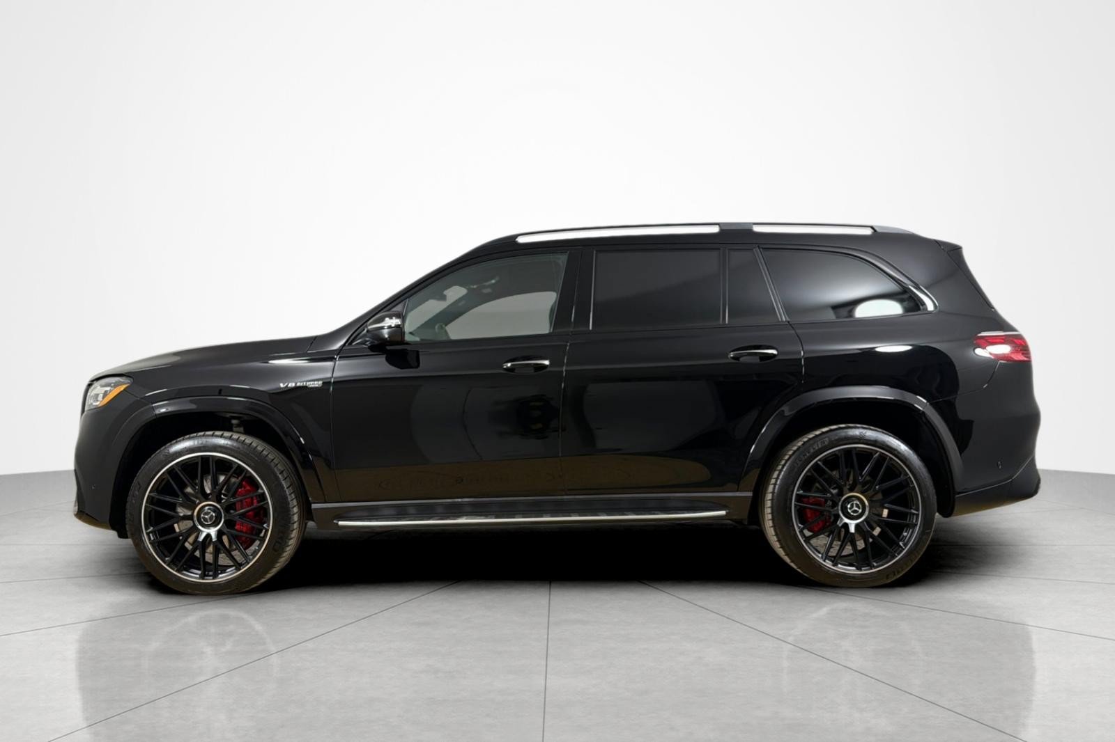 Used 2024 Mercedes-Benz GLS 63 AMG 4MATIC image 2