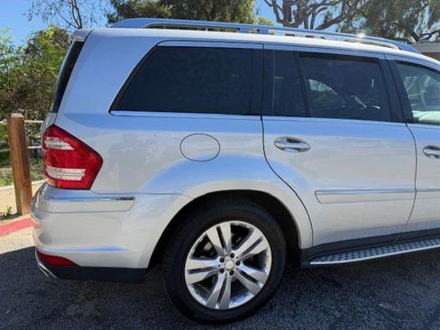 Used 2011 Mercedes-Benz GL 450 450 4MATIC image 37