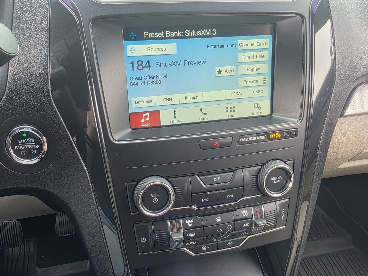 Used 2018 Ford Explorer XLT w/ Equipment Group 201A FWD image 8