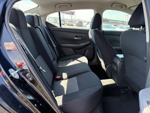 Used 2021 Nissan Sentra SV image 17