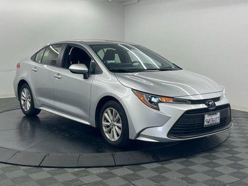 Certified 2026 Toyota Corolla LE w/ LE Premium Package FWD image 3