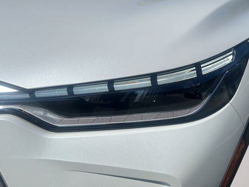 Used 2026 INFINITI QX60 Luxe w/ Cargo Package FWD image 11