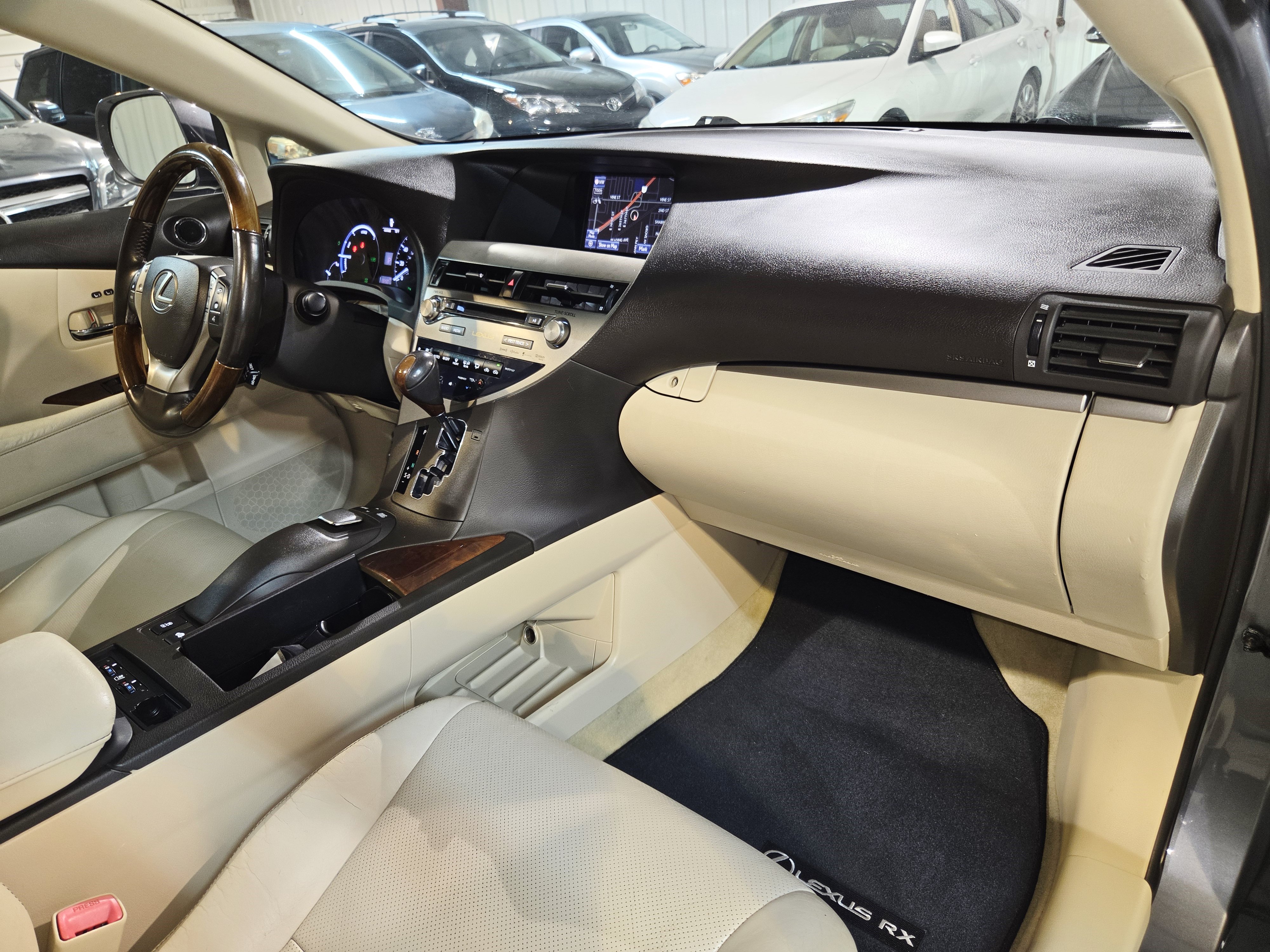 Used 2013 Lexus RX 450h FWD w/ Navigation Pkg image 29