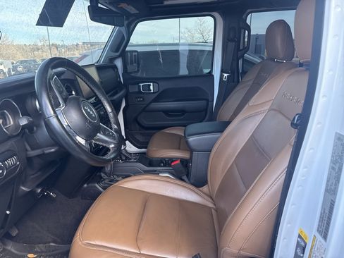 Used 2021 Jeep Wrangler Unlimited Sahara image 7