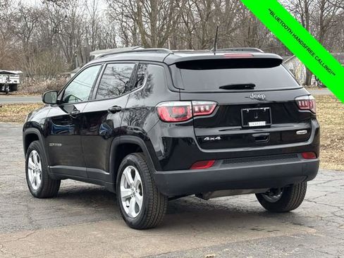 Used 2018 Jeep Compass Latitude w/ Cold Weather Group image 2