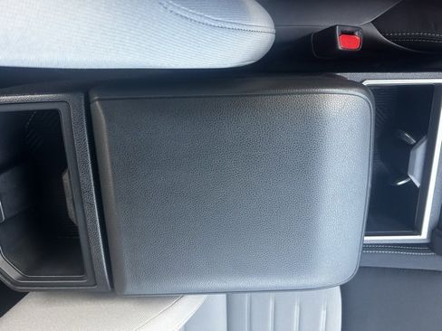 Used 2024 Toyota Tacoma TRD Off-Road image 26