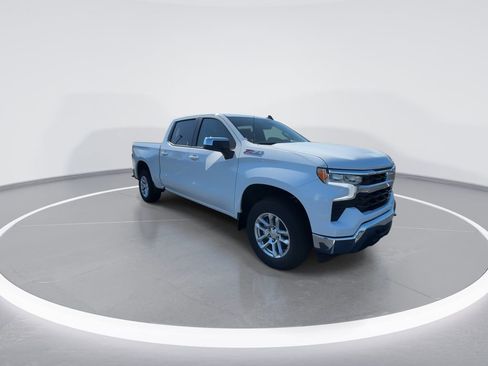 New 2026 Chevrolet Silverado 1500 LT image 2