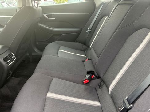 Used 2025 Hyundai Sonata SEL FWD image 21