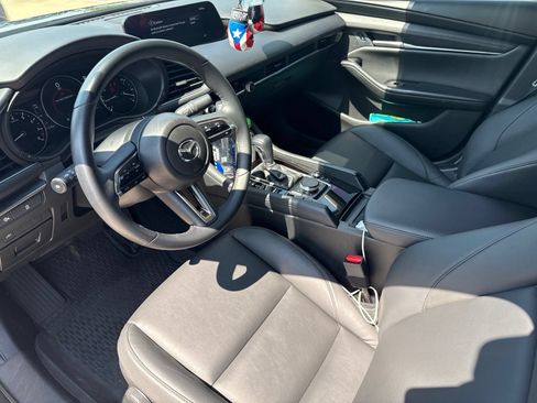 Used 2025 MAZDA MAZDA3 s FWD image 9