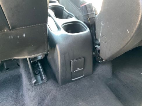 Used 2018 Chevrolet Trax LT w/ LT Convenience Package FWD image 20