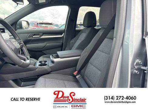 New 2027 GMC Terrain Elevation w/ LPO, Floor Liner Package FWD image 11