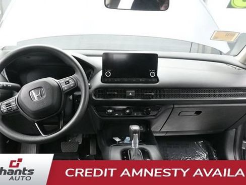 Used 2023 Honda HR-V LX image 15