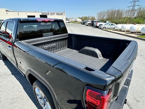 Used 2025 GMC Sierra 1500 Denali w/ Denali Reserve Package AWD/4WD image 34