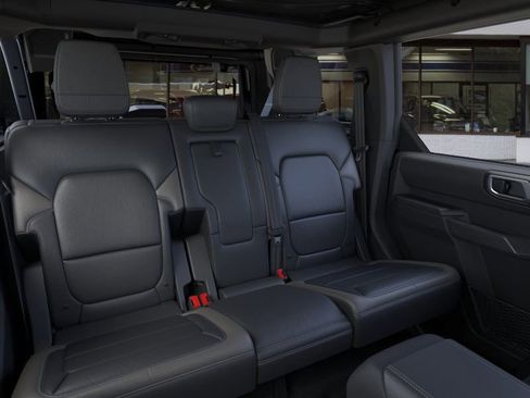 New 2025 Ford Bronco Outer Banks image 11