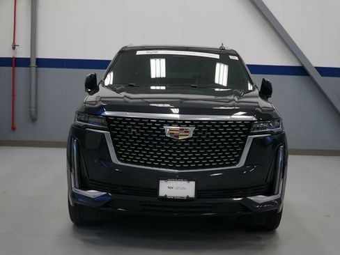 Certified 2022 Cadillac Escalade ESV Premium Luxury image 8