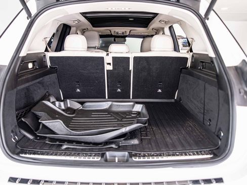 Used 2022 Mercedes-Benz GLE 450 4MATIC w/ Revised AMG Line Exterior image 18