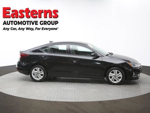Used 2020 Hyundai Elantra SEL image 45
