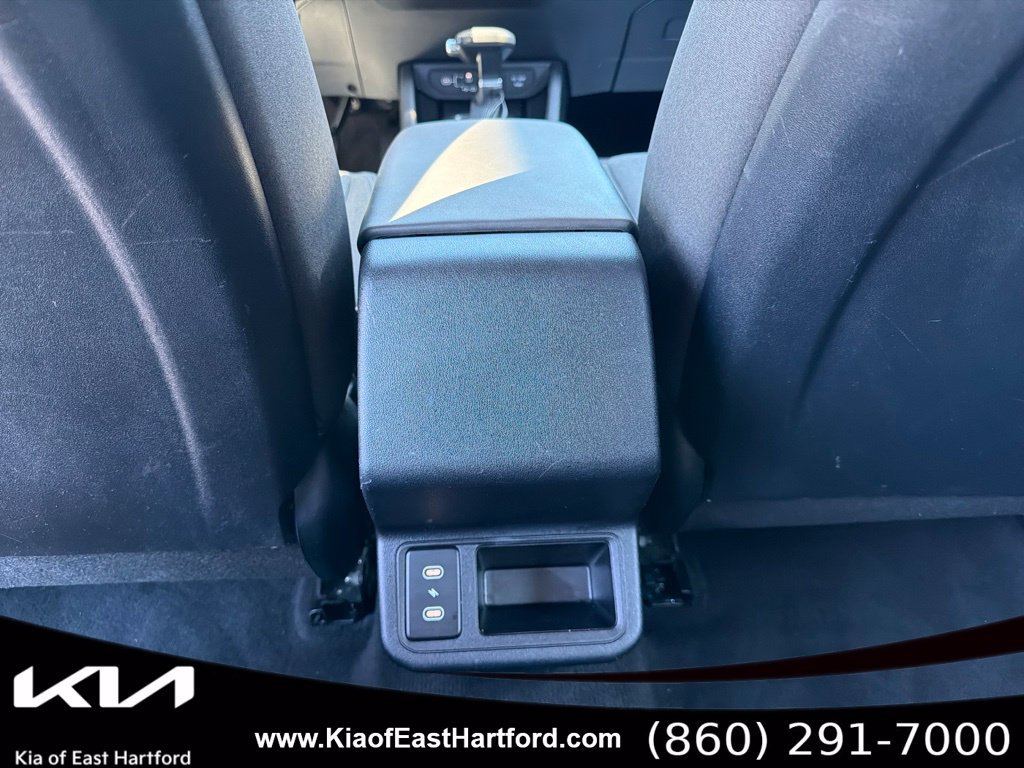 Used 2025 Kia K4 FWD image 19