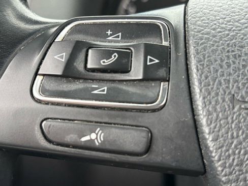 Used 2013 Volkswagen Tiguan S image 27