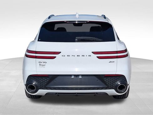 Used 2023 Genesis GV70 2.5T w/ Sport Prestige Package image 4