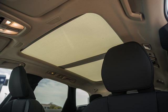 New 2026 Volvo XC60 B5 Plus AWD/4WD image 43