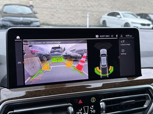 Certified 2023 BMW X4 xDrive30i w/ Premium Package image 28