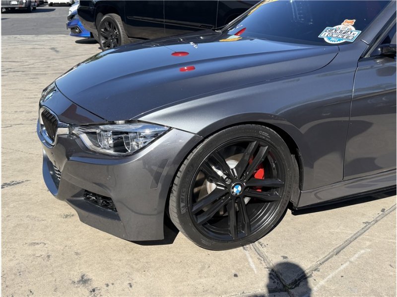 Used 2017 BMW 340i Sedan RWD image 11