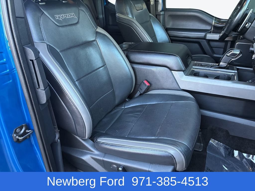 Used 2017 Ford F150 Raptor w/ Equipment Group 802A Luxury AWD/4WD image 31