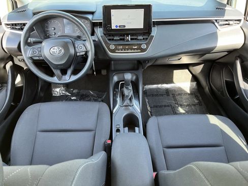 Used 2024 Toyota Corolla LE image 9