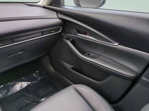 Used 2025 MAZDA CX-30 AWD 2.5 S w/ Select Sport Pkg image 17