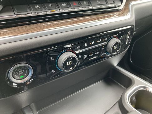 Used 2023 Chevrolet Silverado 1500 RST w/ Z71 Off-Road Package image 29