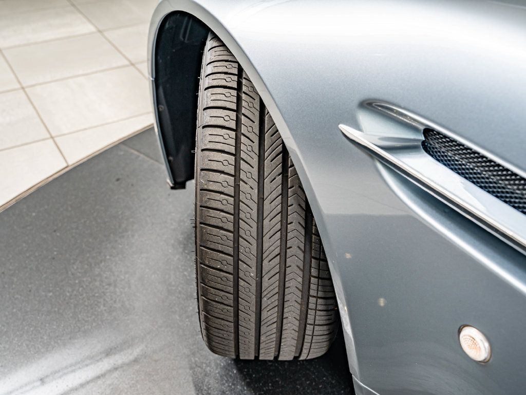 Used 2015 Aston Martin V8 Vantage GT RWD image 49