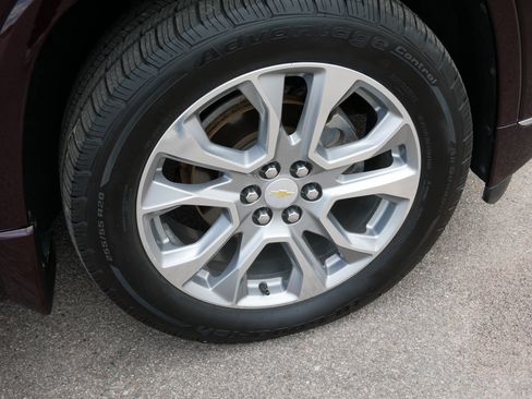 Used 2018 Chevrolet Traverse Premier AWD/4WD image 15