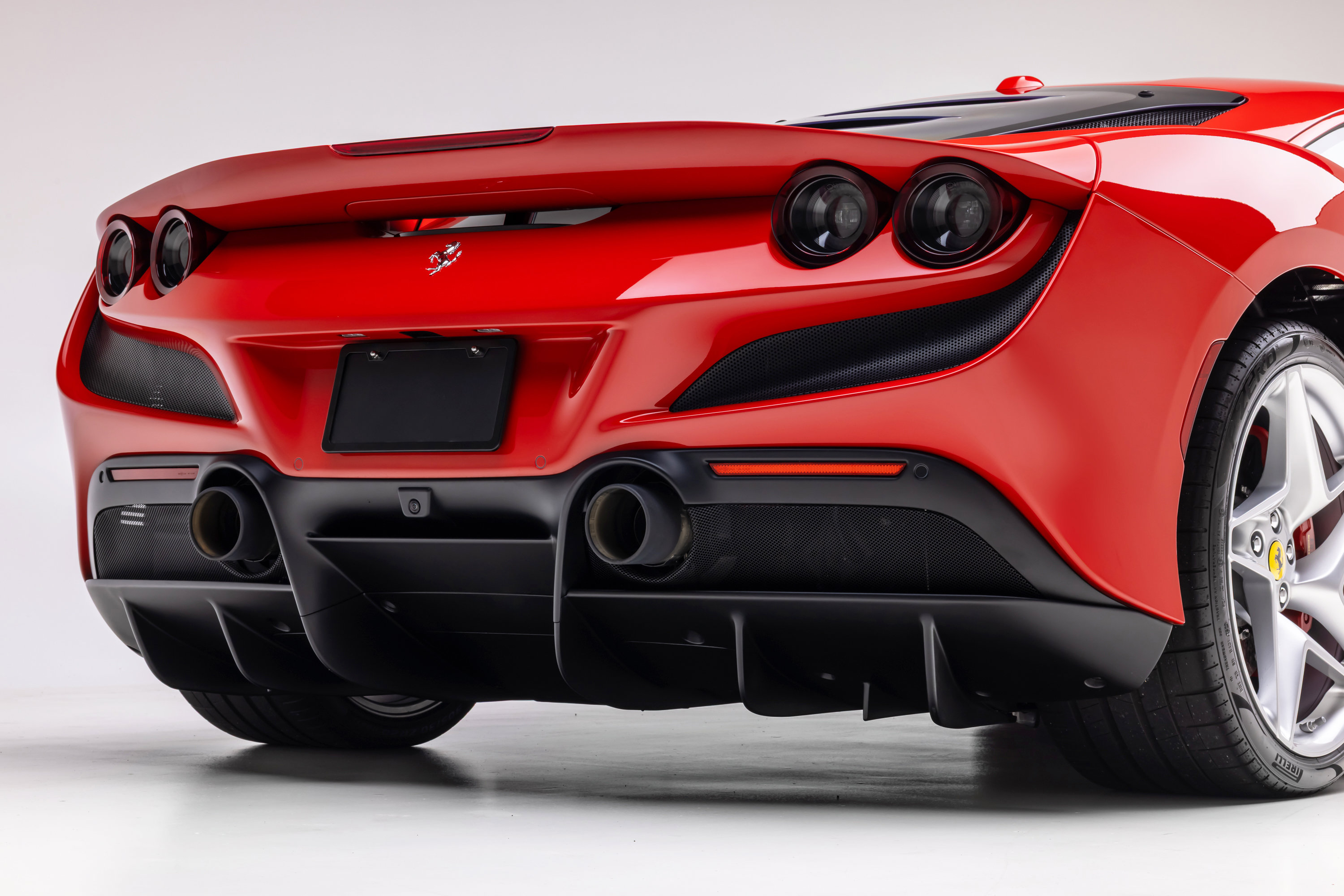 Certified 2020 Ferrari F8 Tributo RWD image 16