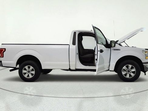 Used 2016 Ford F150 XL w/ Equipment Group 101A Mid AWD/4WD image 15