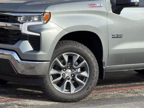 New 2026 Chevrolet Silverado 1500 LT AWD/4WD image 8